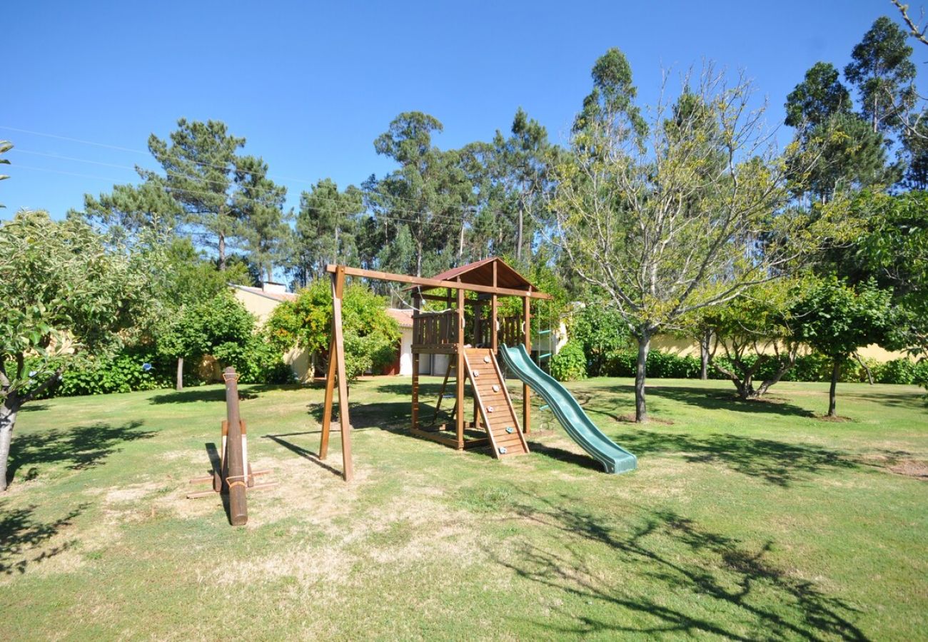 Villa in Paredes de Coura -  Villa 206 Spacious Villa Ideal for Large Groups