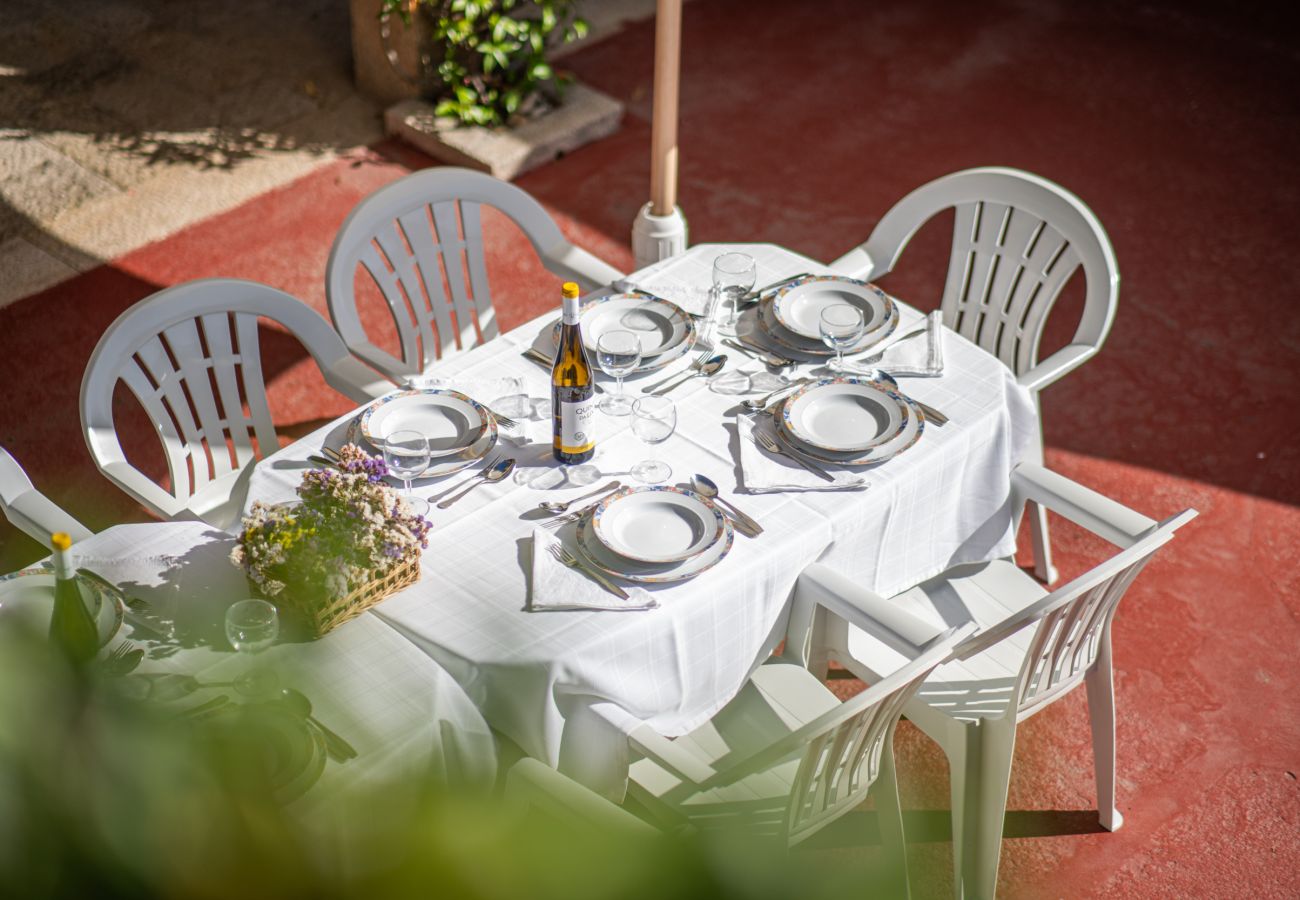 Villa in Paredes de Coura -  Villa 206 Spacious Villa Ideal for Large Groups