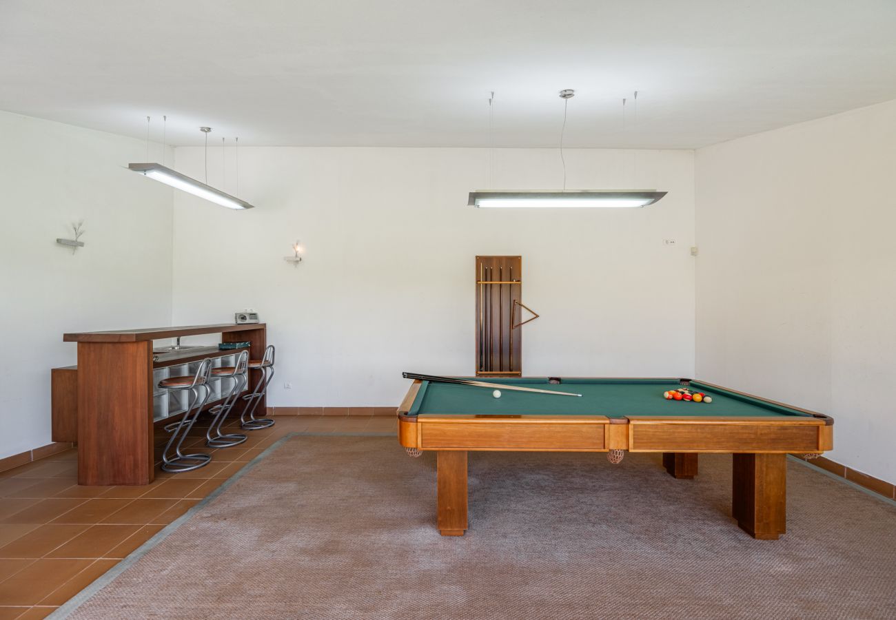Villa in Paredes de Coura -  Villa 206 Spacious Villa Ideal for Large Groups