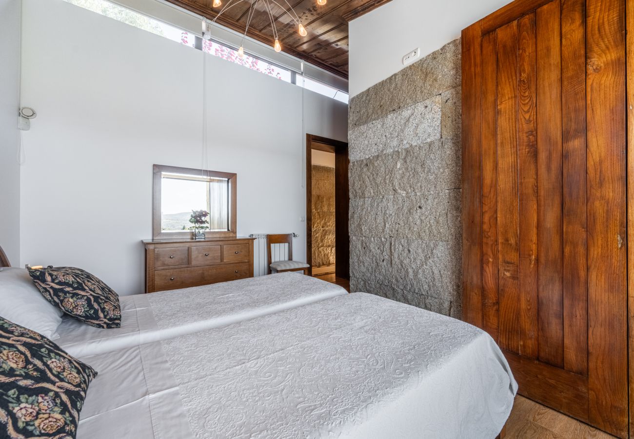 Villa in Paredes de Coura -  Villa 206 Spacious Villa Ideal for Large Groups