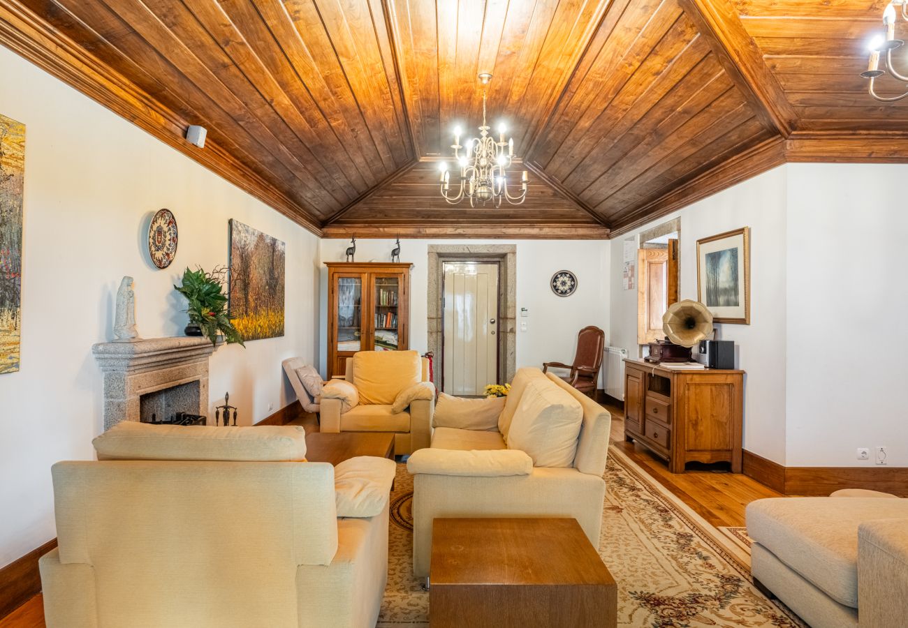 Villa in Paredes de Coura -  Villa 206 Spacious Villa Ideal for Large Groups