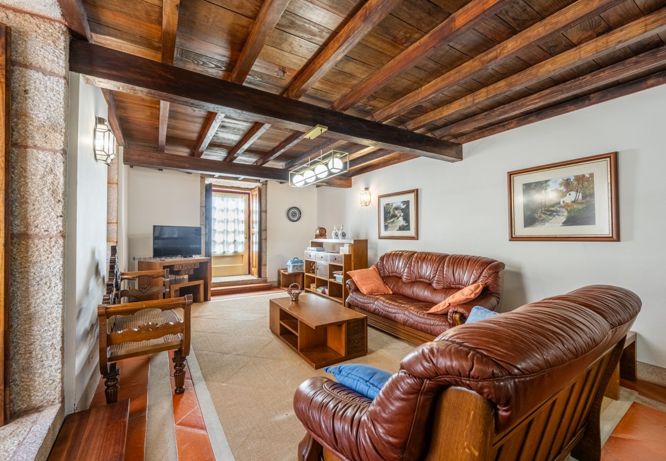 Villa in Paredes de Coura -  Villa 206 Spacious Villa Ideal for Large Groups