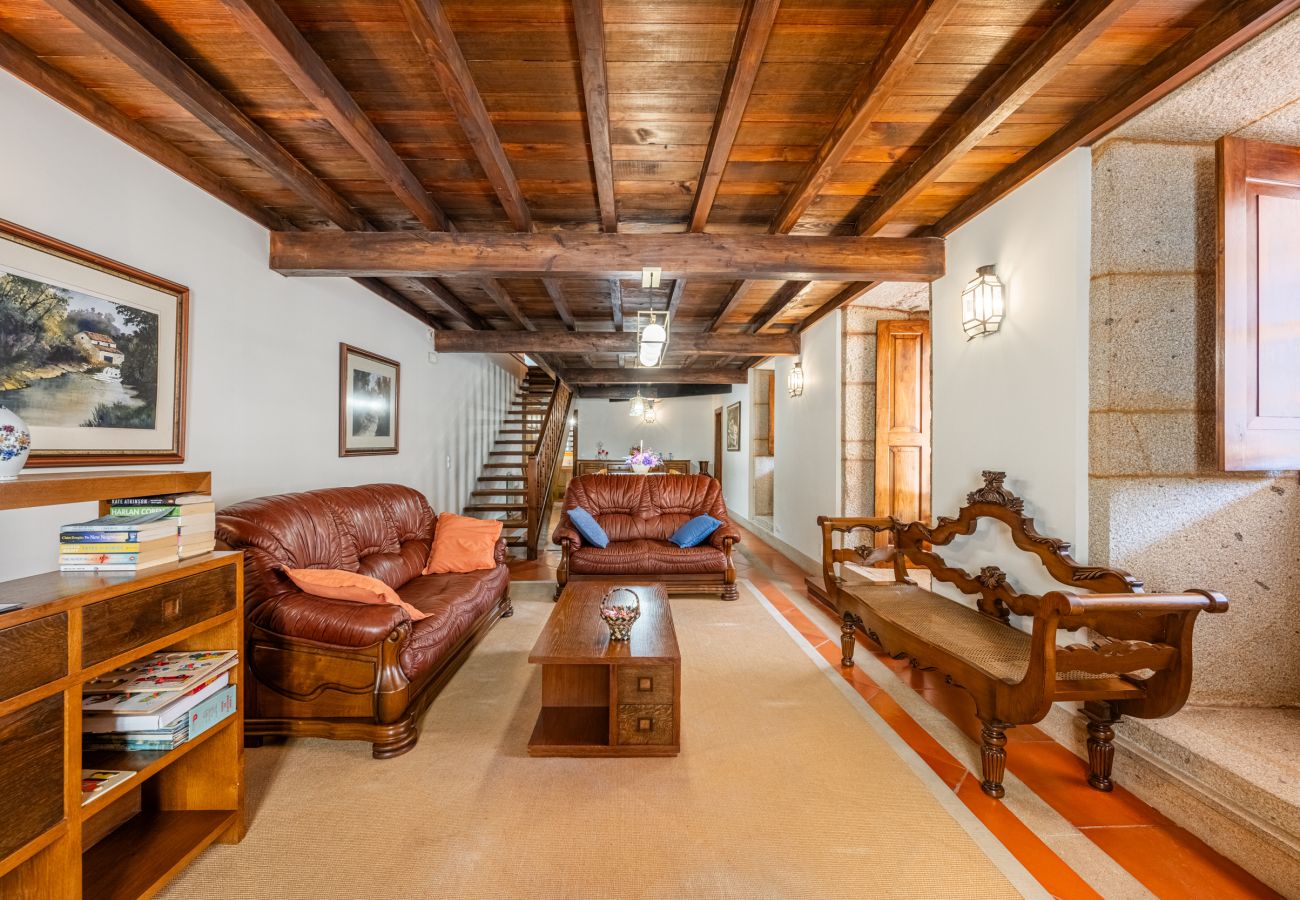Villa in Paredes de Coura -  Villa 206 Spacious Villa Ideal for Large Groups