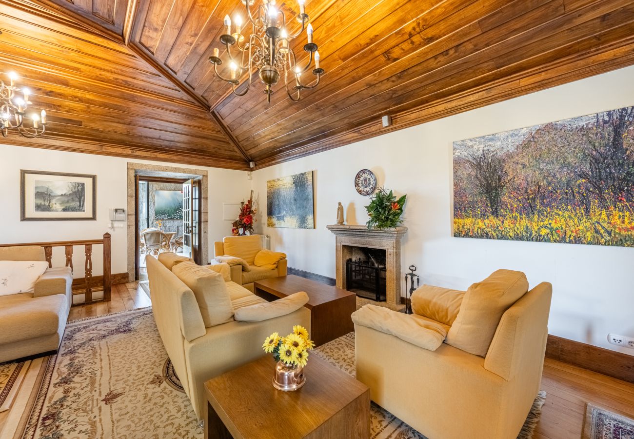 Villa in Paredes de Coura -  Villa 206 Spacious Villa Ideal for Large Groups