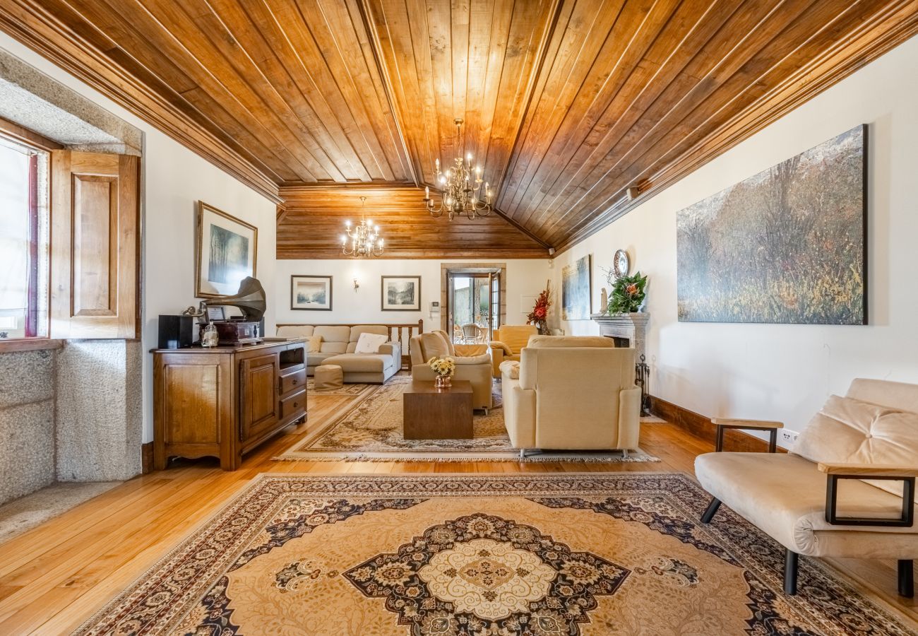 Villa in Paredes de Coura -  Villa 206 Spacious Villa Ideal for Large Groups