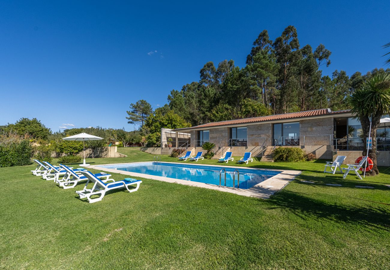 Villa in Paredes de Coura -  Villa 206 Spacious Villa Ideal for Large Groups