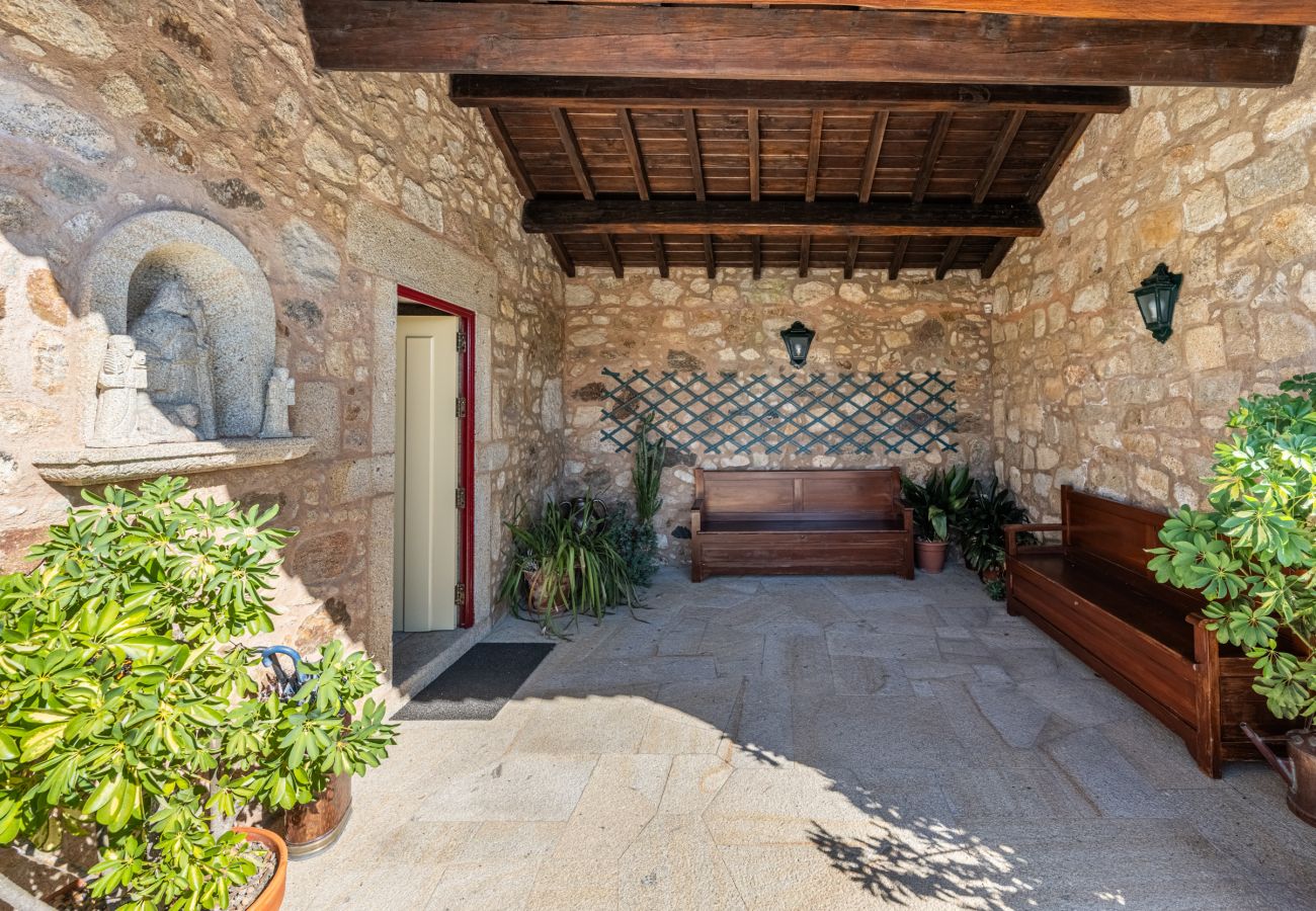 Villa in Paredes de Coura -  Villa 206 Spacious Villa Ideal for Large Groups