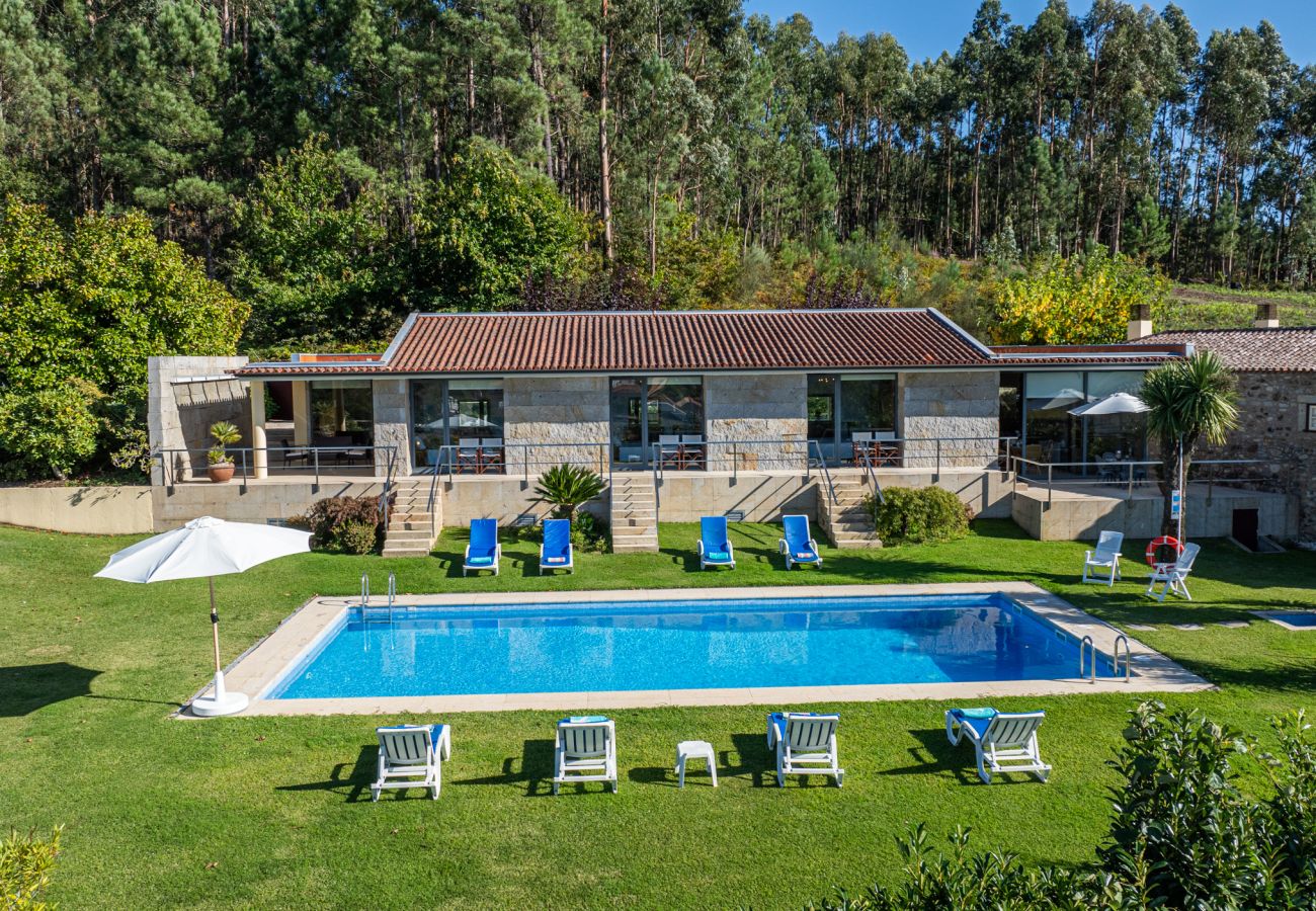 Villa in Paredes de Coura -  Villa 206 Spacious Villa Ideal for Large Groups
