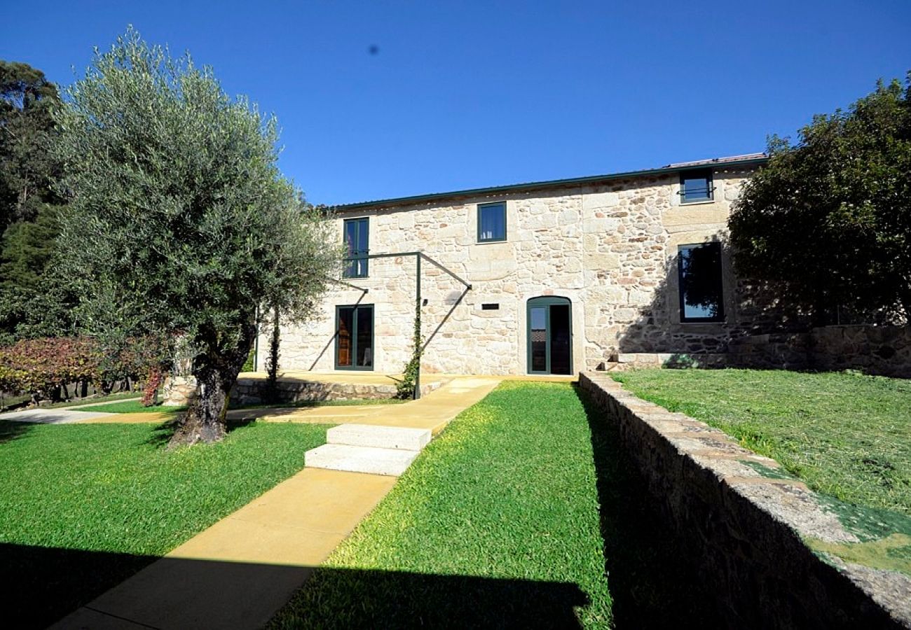 Villa in Ponte de Lima - Villa 290 Luxurious Reconverted Farmhouses w/ Pool