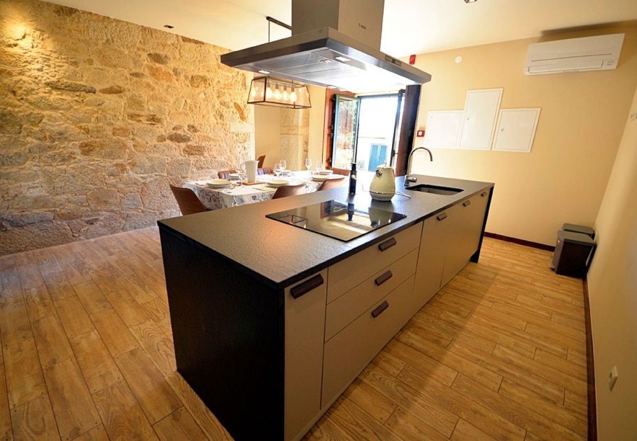 Villa in Ponte de Lima - Villa 290 Luxurious Reconverted Farmhouses w/ Pool