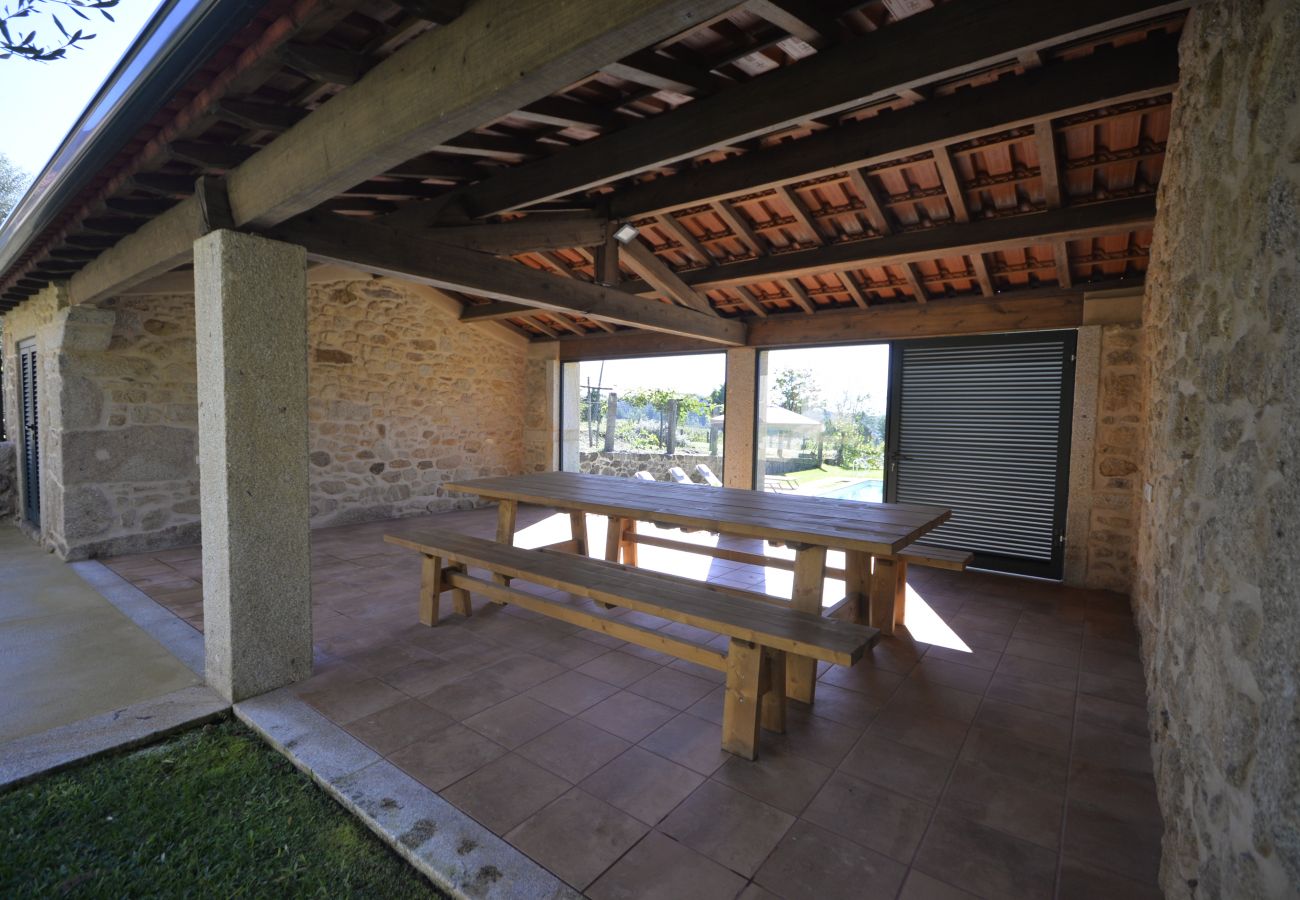 Villa in Ponte de Lima - Villa 290 Luxurious Reconverted Farmhouses w/ Pool