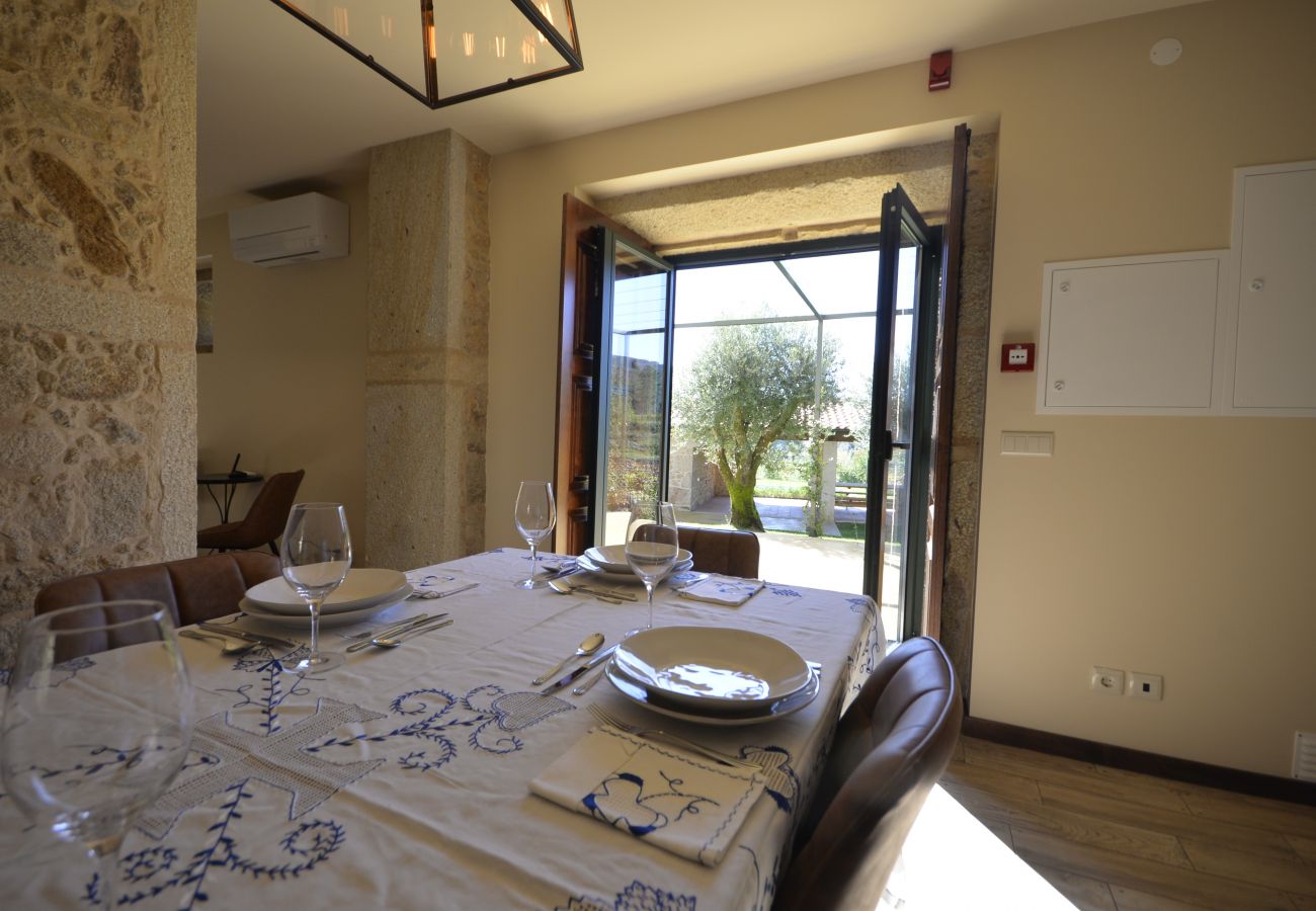 Villa in Ponte de Lima - Villa 290 Luxurious Reconverted Farmhouses w/ Pool