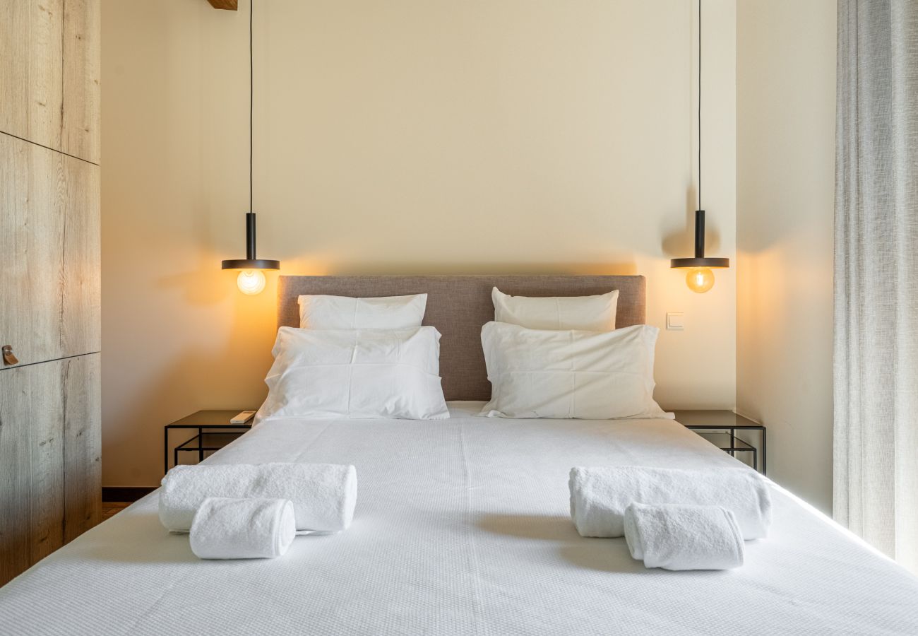 Villa in Ponte de Lima - Villa 290 Luxurious Reconverted Farmhouses w/ Pool