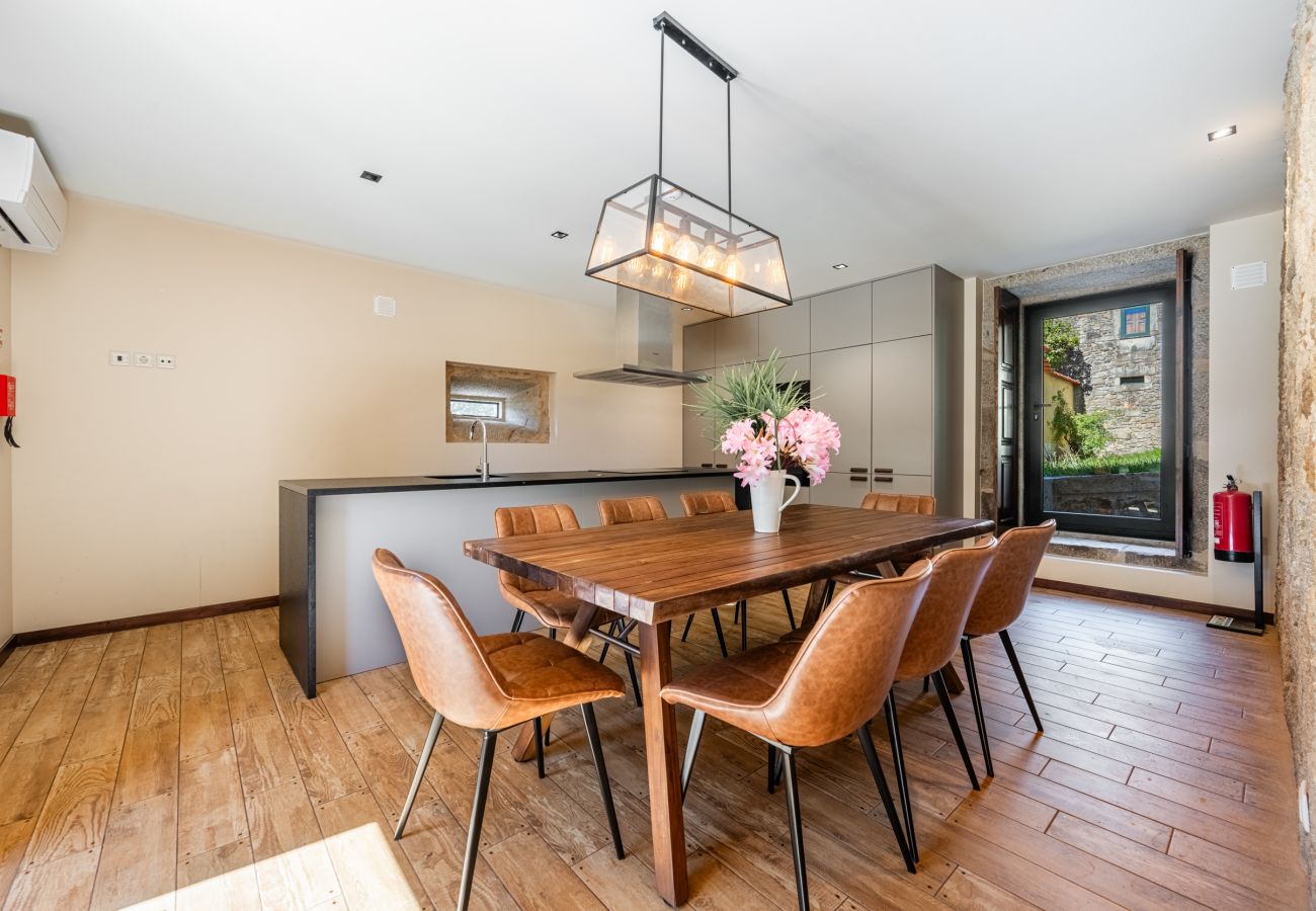 Villa in Ponte de Lima - Villa 290 Luxurious Reconverted Farmhouses w/ Pool