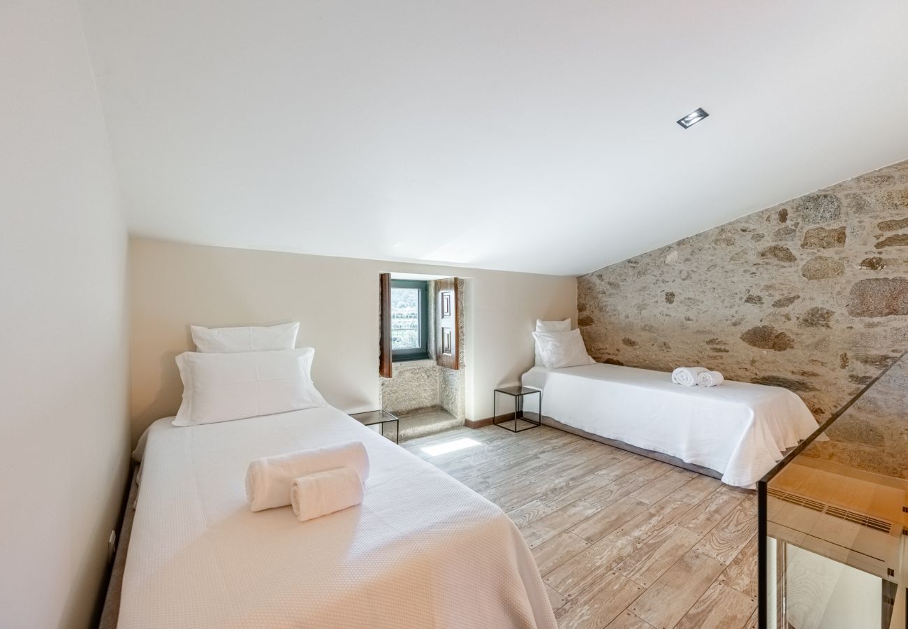 Villa in Ponte de Lima - Villa 290 Luxurious Reconverted Farmhouses w/ Pool