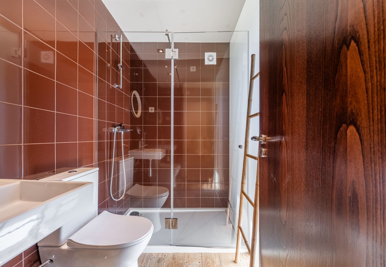 Villa in Ponte de Lima - Villa 290 Luxurious Reconverted Farmhouses w/ Pool