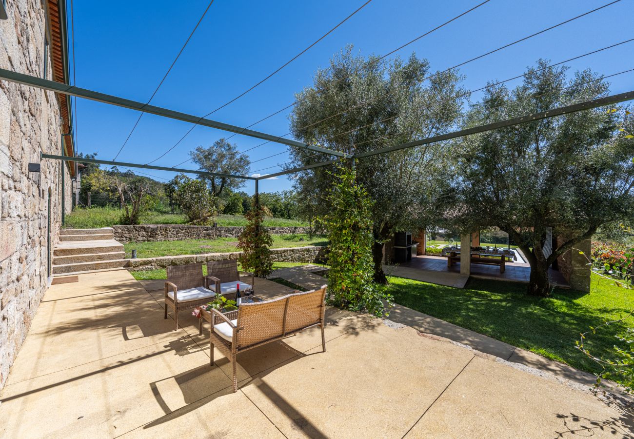Villa in Ponte de Lima - Villa 290 Luxurious Reconverted Farmhouses w/ Pool