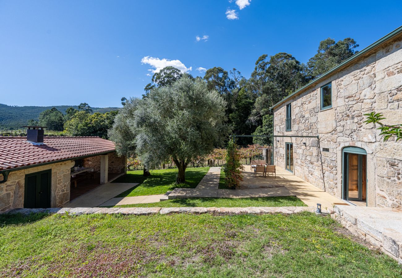 Villa in Ponte de Lima - Villa 290 Luxurious Reconverted Farmhouses w/ Pool