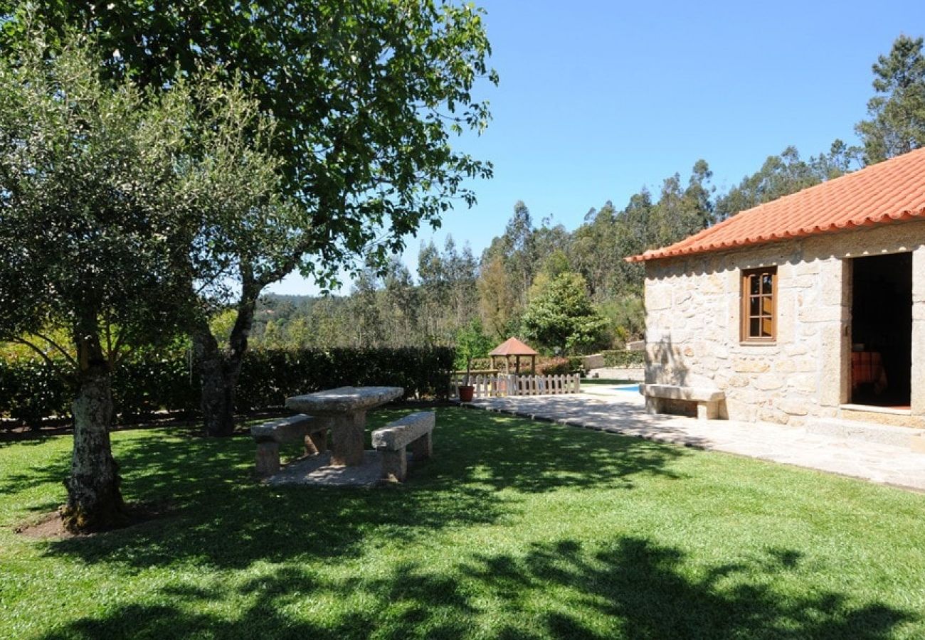 Villa in Barcelos - Villa 258 Holiday Villa w/ Pool and Large Garden