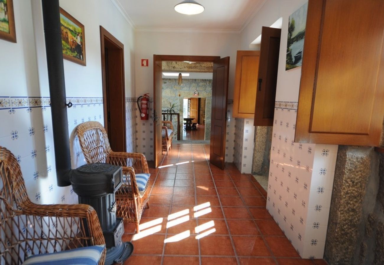 Villa in Barcelos - Villa 258 Holiday Villa w/ Pool and Large Garden