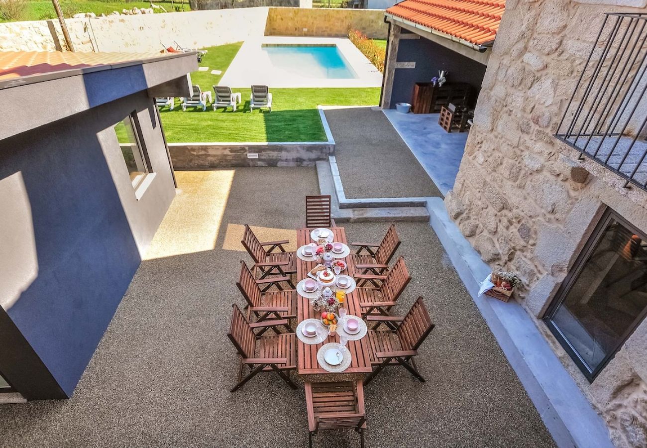 Villa in Barcelos - Villa 278 Tasteful Villa w/Pool Ideal for Families