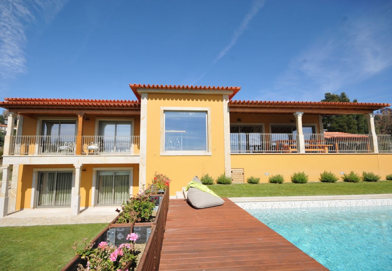 Villa in Ponte de Lima - Villa 272 Luxury Holiday Villa overlooking Valley