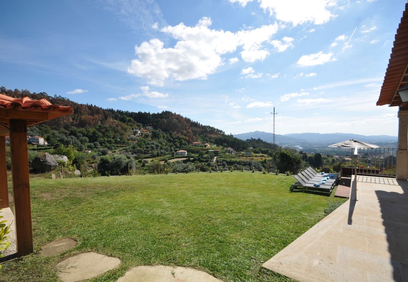 Villa in Ponte de Lima - Villa 272 Luxury Holiday Villa overlooking Valley