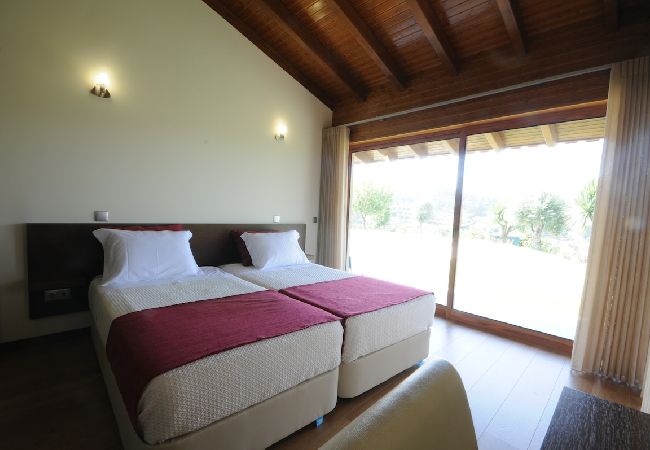 Villa in Barcelos - Villa 251 Luxury Cottage w/ Pool and Tennis Court