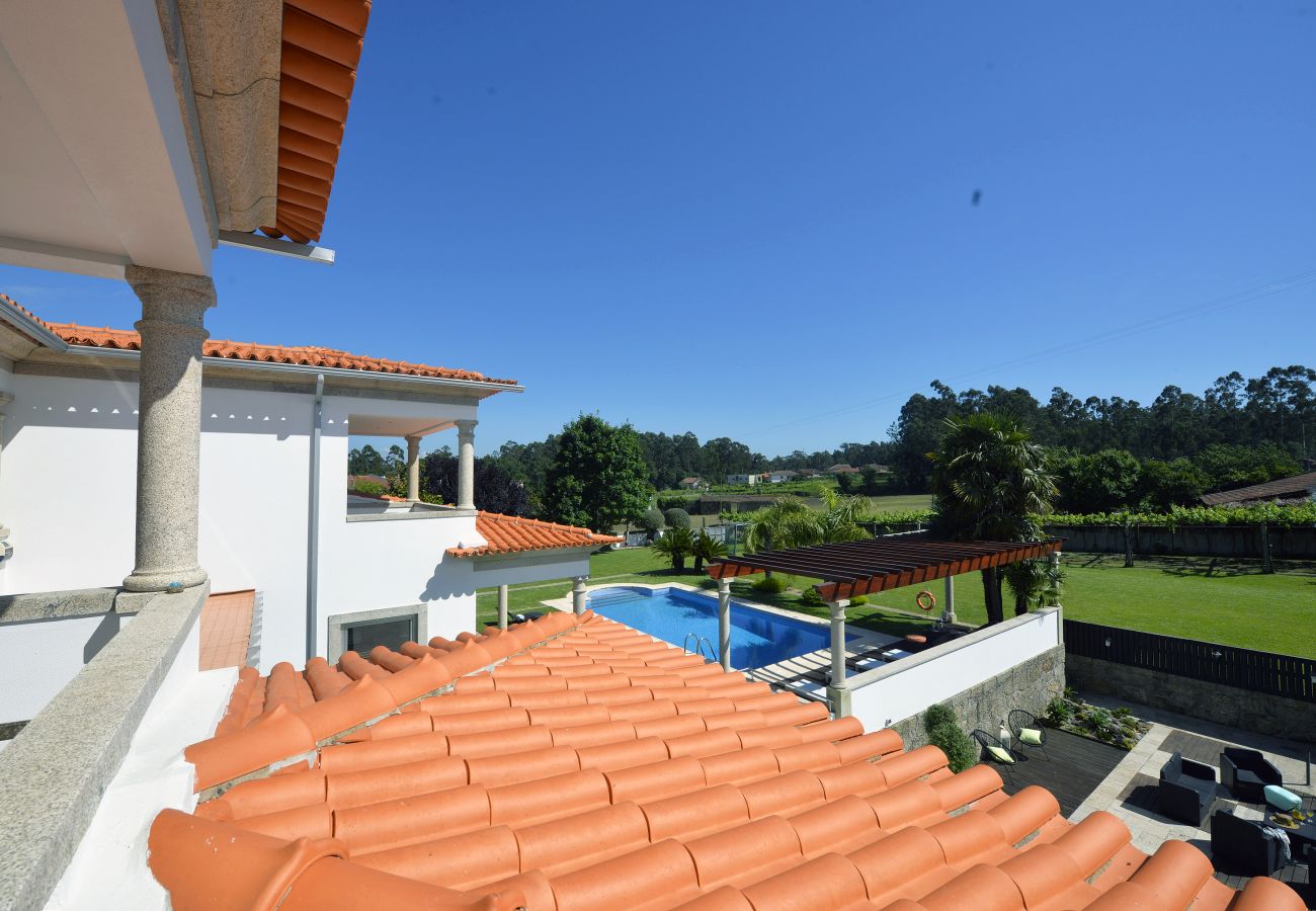 Villa in Barcelos - Villa 320 Holiday Villa w/Pool, Jacuzzi and Tennis