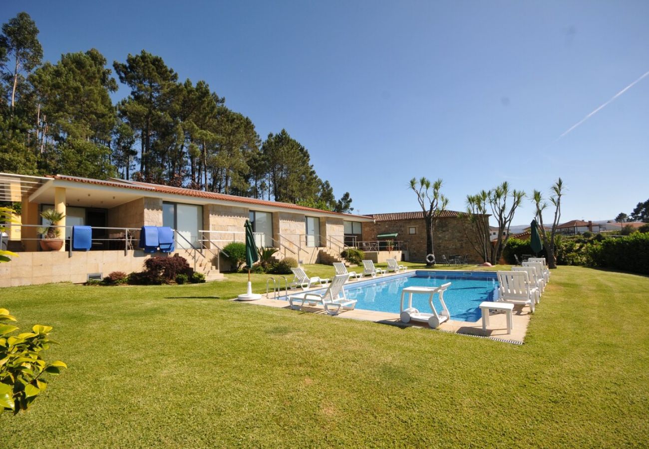 Villa en Paredes de Coura -  Villa 206 Spacious Villa Ideal for Large Groups