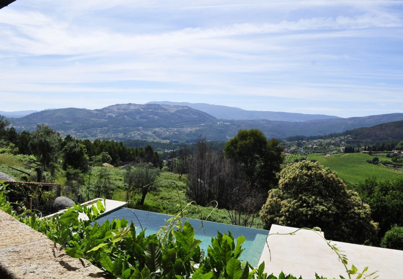 Villa en Ponte de Lima - Villa 282 Lovely Villa w/Infinity Pool Valley View