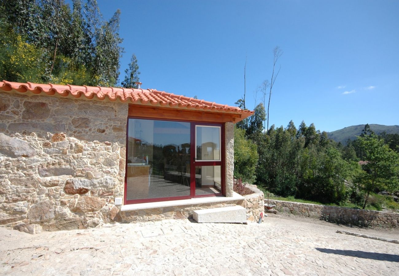 Villa en Ponte de Lima - Villa 237 Granite Stone Cottage w/ Private Pool