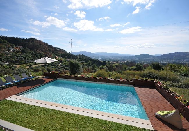 Villa en Ponte de Lima - Villa 272 Luxury Holiday Villa overlooking Valley