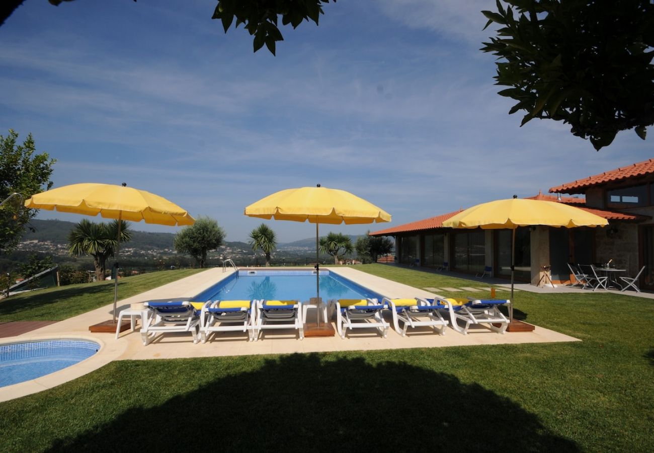 Villa en Barcelos - Villa 251 Luxury Cottage w/ Pool and Tennis Court