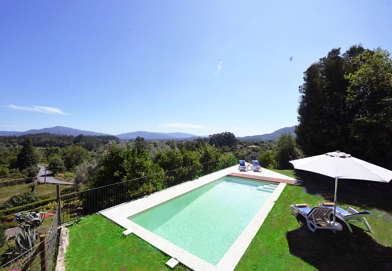 Villa en Ponte de Lima - Villa 293 Holiday Villa with Private Pool 