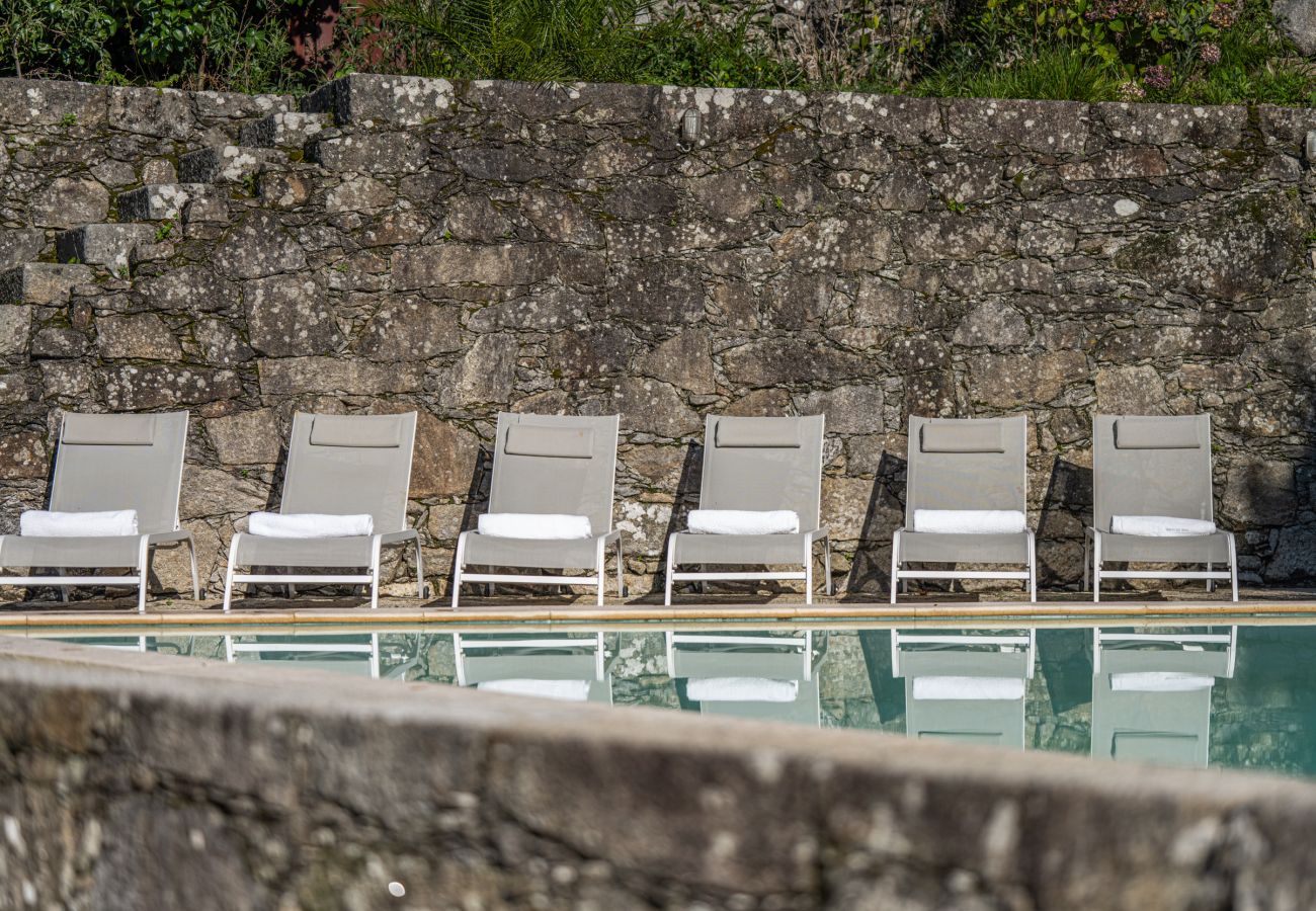 Villa en Cristelo - Villa 262 V6 - A Charming Duo of Stone Villas With Spectacular Sea Views