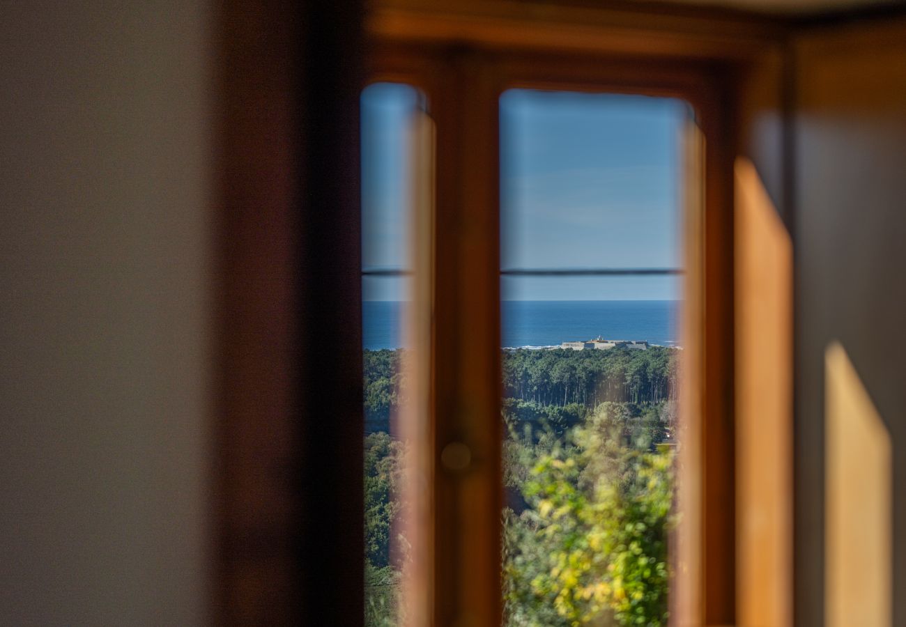 Villa en Cristelo - Villa 262 V6 - A Charming Duo of Stone Villas With Spectacular Sea Views