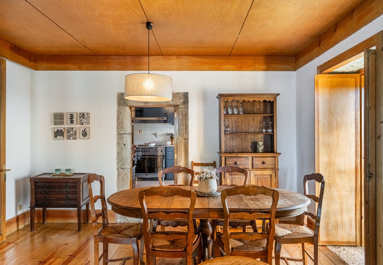 Villa en Cristelo - Villa 262  V4 - A Charming Stone Villa With Spectacular Sea Views