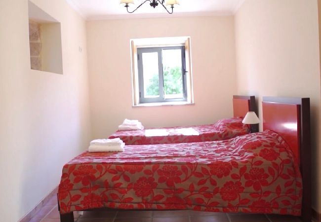 Villa à Ponte de Lima - Villa 233 Restored Farmhouse for Large Groups Villa à Ponte de Lima - Villa 233 Restored Farmhouse for Large Groups