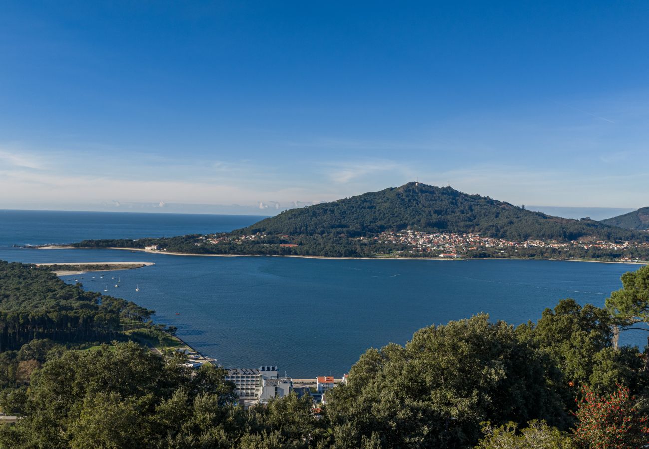 Villa à Caminha - Villa 284 Comfortable Villa w/ Pool and Sea View