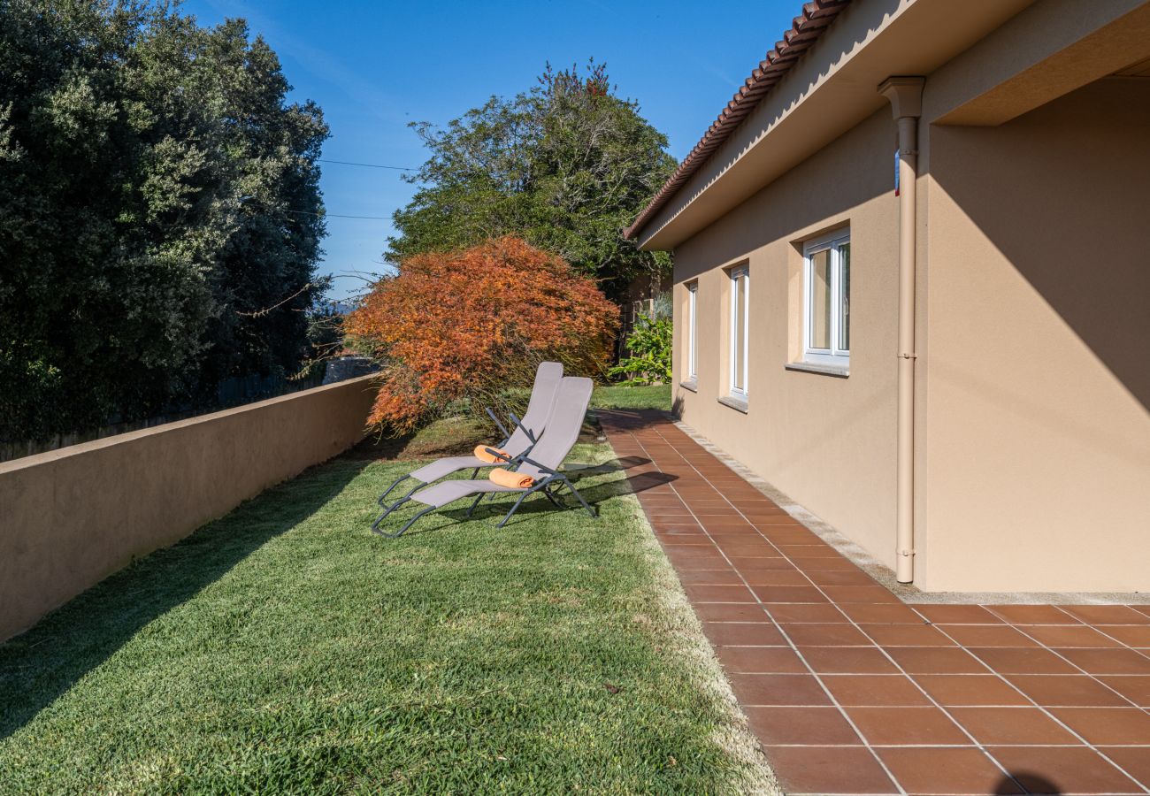 Villa à Caminha - Villa 284 Comfortable Villa w/ Pool and Sea View