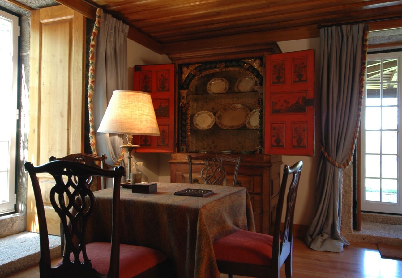 Villa à Ponte de Lima - Villa 232 Charming Restored Farmhouse for Families