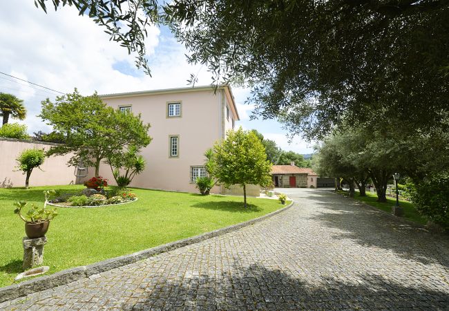 Villa à Ponte de Lima - Villa 296 - Beautiful Holiday Villa with private Pool Villa à Ponte de Lima - Villa 296 - Beautiful Holiday Villa with private Pool
