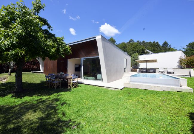 Villa à Caminha - Villa 276 - Sophisticated 3-bedroom villa in an exclusive wooded area near the coast Villa à Caminha - Villa 276 - Sophisticated 3-bedroom villa in an exclusive wooded area near the coast