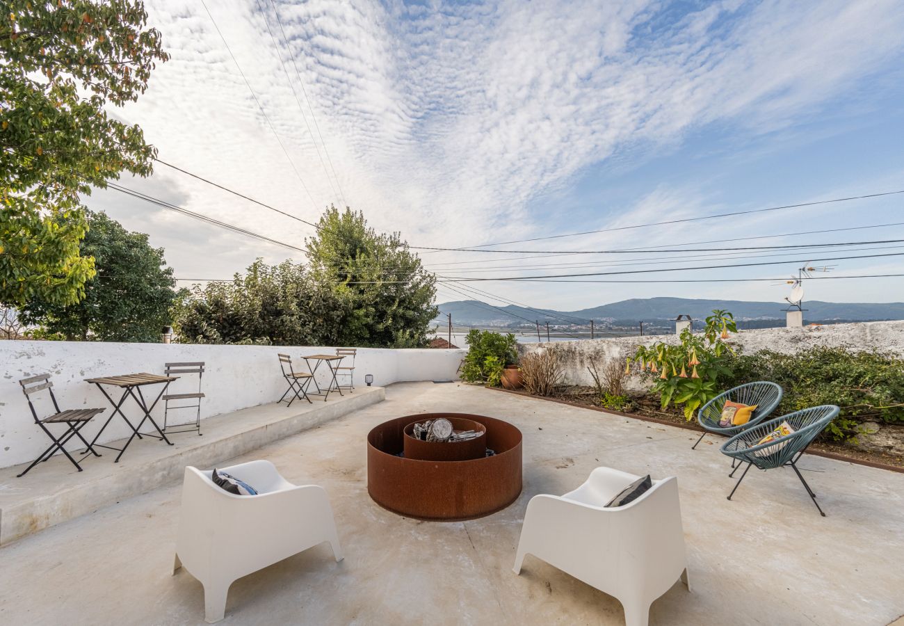 Villa à Seixas - Villa 256 -  - A Riverside Refuge in Caminha