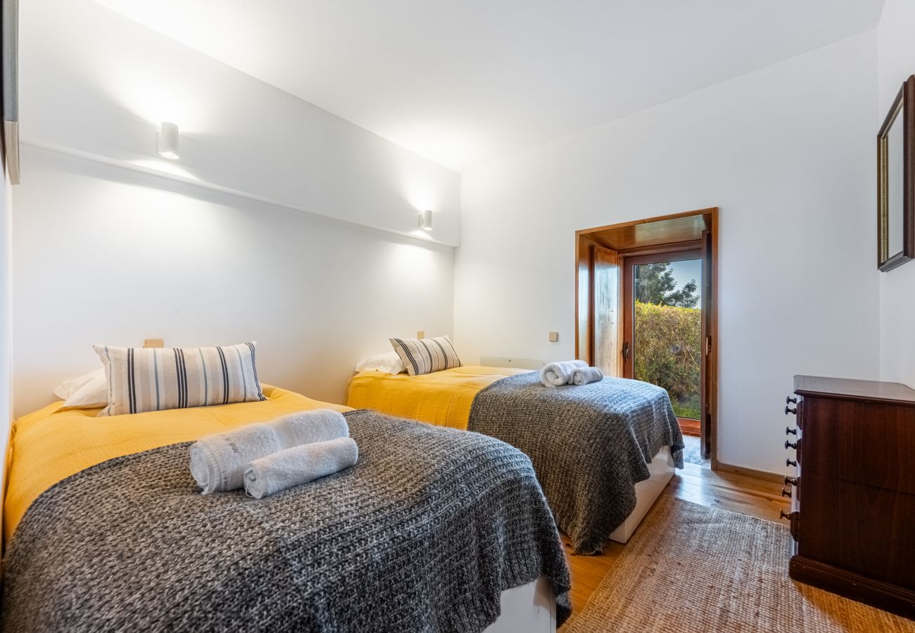 Villa à Cristelo - Villa 262 V6 - A Charming Duo of Stone Villas With Spectacular Sea Views