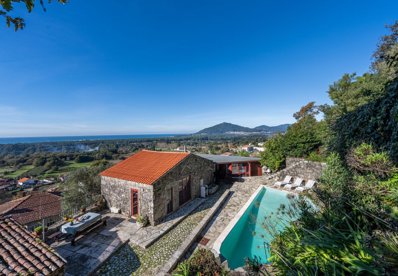Villa à Cristelo - Villa 262 V6 - A Charming Duo of Stone Villas With Spectacular Sea Views