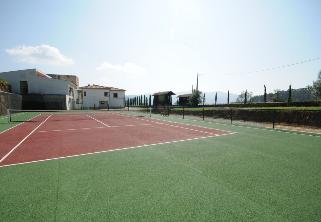 Villa em Ponte de Lima - Villa 241 - Villa Luxuosa c/ piscina e tenis