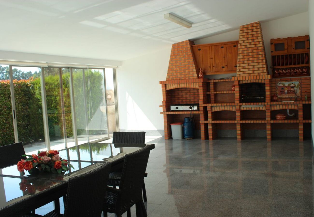 Villa em Barcelos - Villa 315 Casa de Pedra Típica Totalmente Renovada