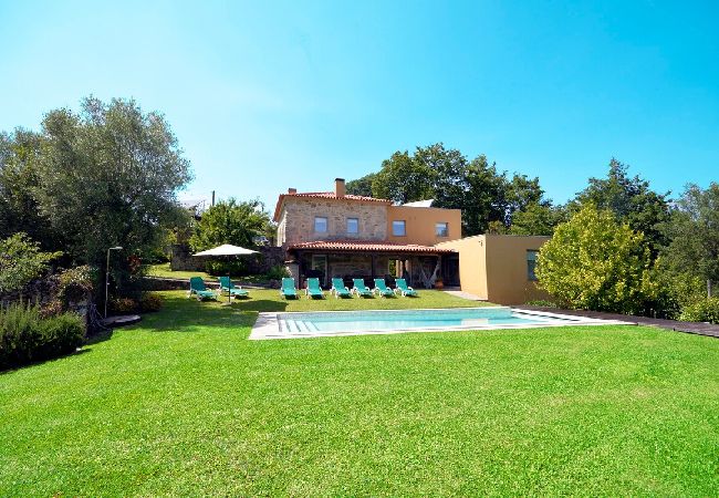 Villa em Paredes de Coura - Villa 250 Casa de Campo luxuosa ideal p/ familias